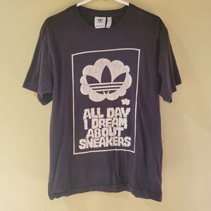 Adidas Size Small Black Graphic Crew Neck Tee